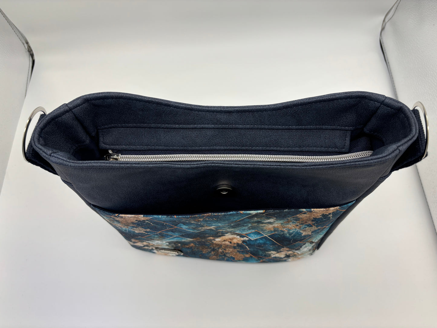Handtasche
