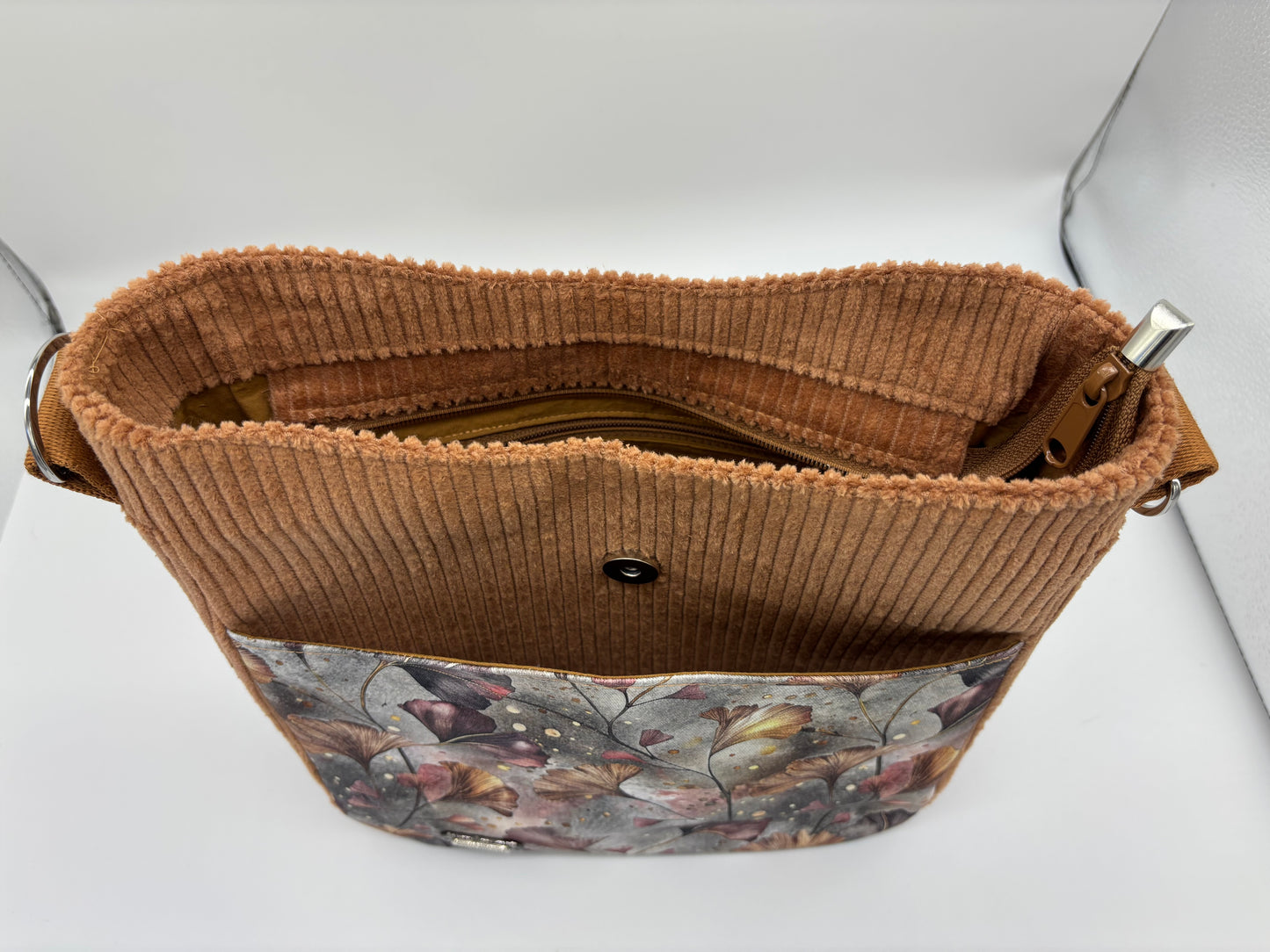 Handtasche